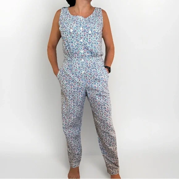 Vintage 80’s Floral Sleeveless Jumpsuit. XS/S - Picture 2 of 7